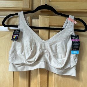 NWT Bali Comfort Wireless Women’s Bra in Beige, Size 3XL